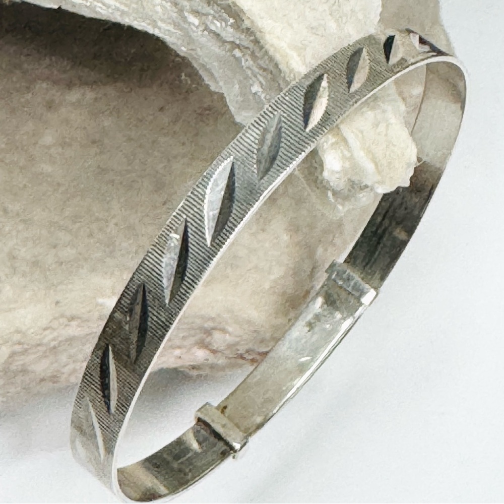 Sterling Silver Adjustable Leaf Design Baby Bracelet